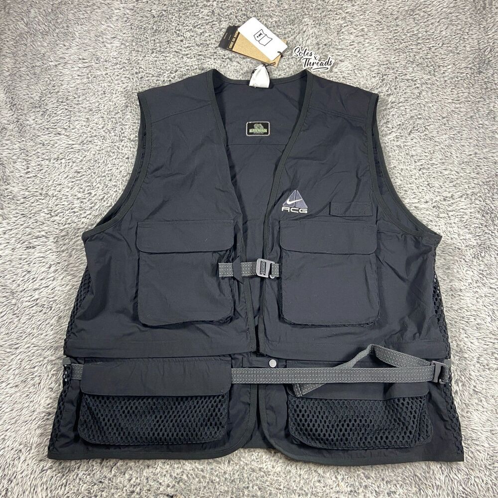 Nike ACG Black Iguana Utility Vest Size M/L Men Black HJ2877-010